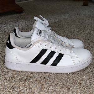 Women’s Adidas Shoes. Size 8 1/2